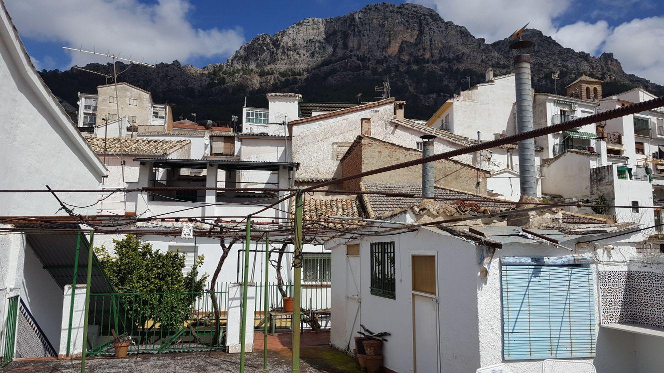 Maison en vente à Cazorla